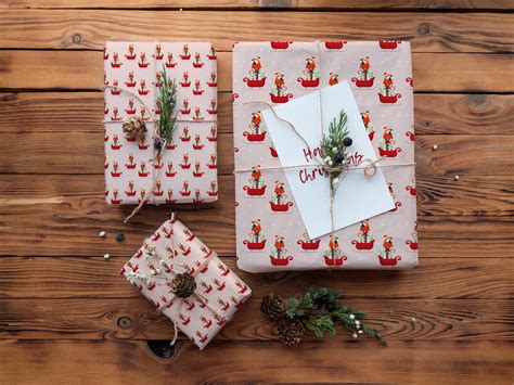 christmas casual gucci|gucci christmas wrapping paper.